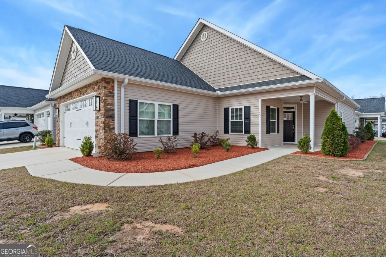 145 Fairway Oaks Drive, Perry, GA 31069 Main Photo
