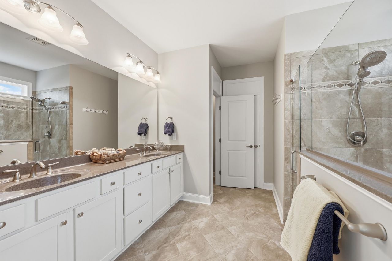 2017 Suncrest Dr. Photo 18