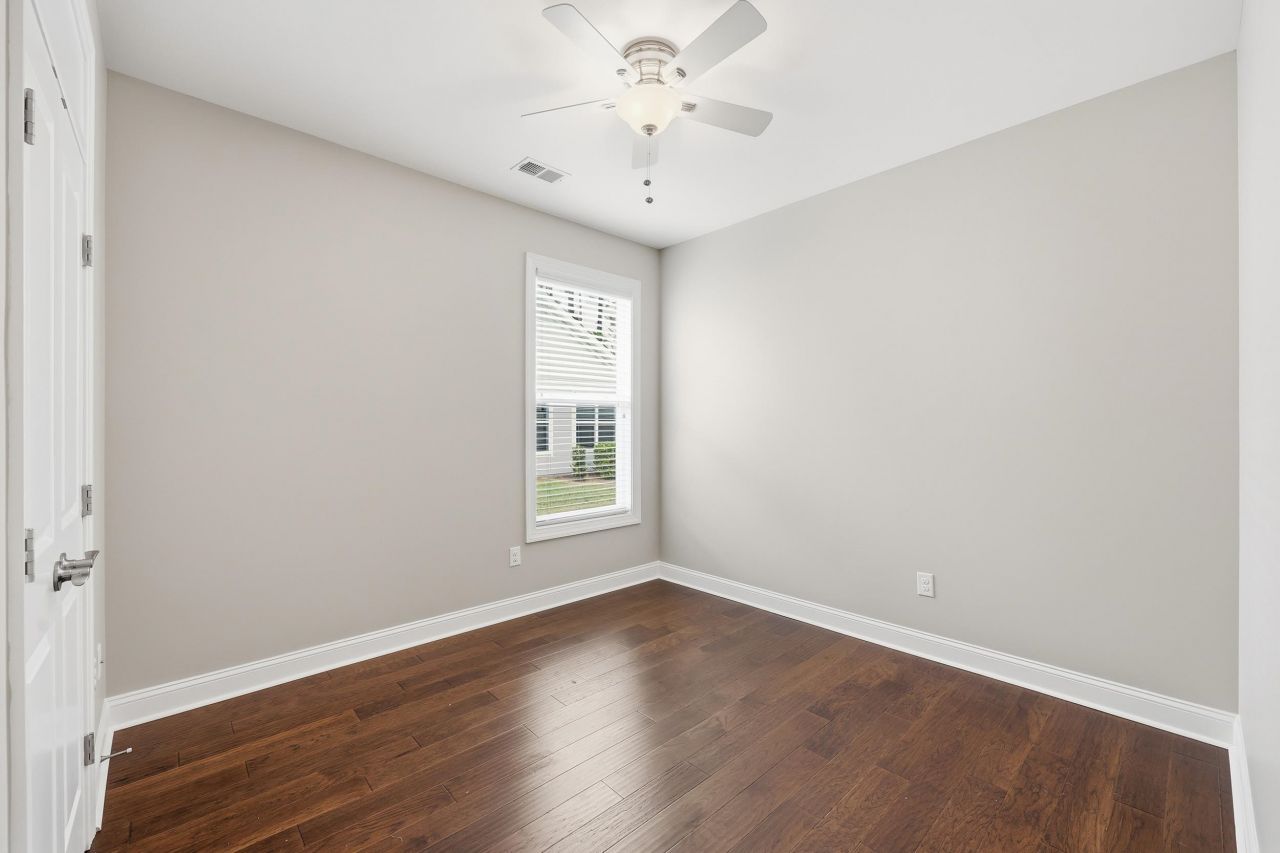 2017 Suncrest Dr. Photo 20