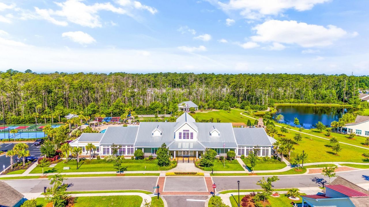 2017 Suncrest Dr. Photo 33