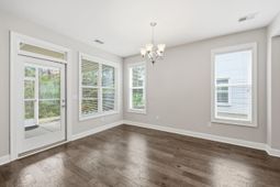 2017 Suncrest Dr. photo 4