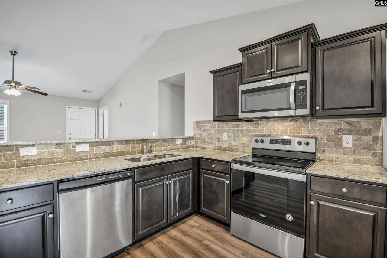 420 Pitchling Drive  Photo 13