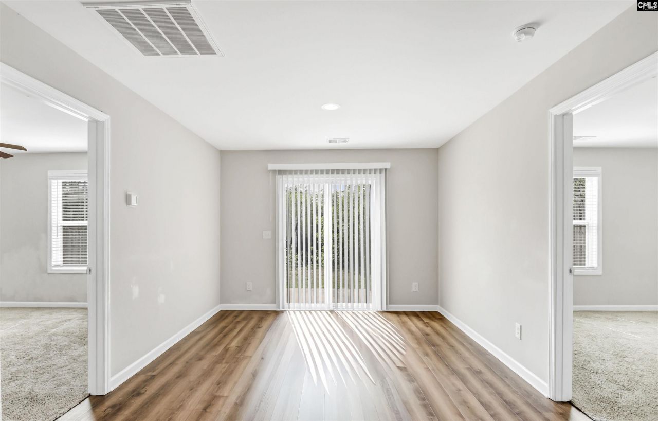 420 Pitchling Drive  Photo 14