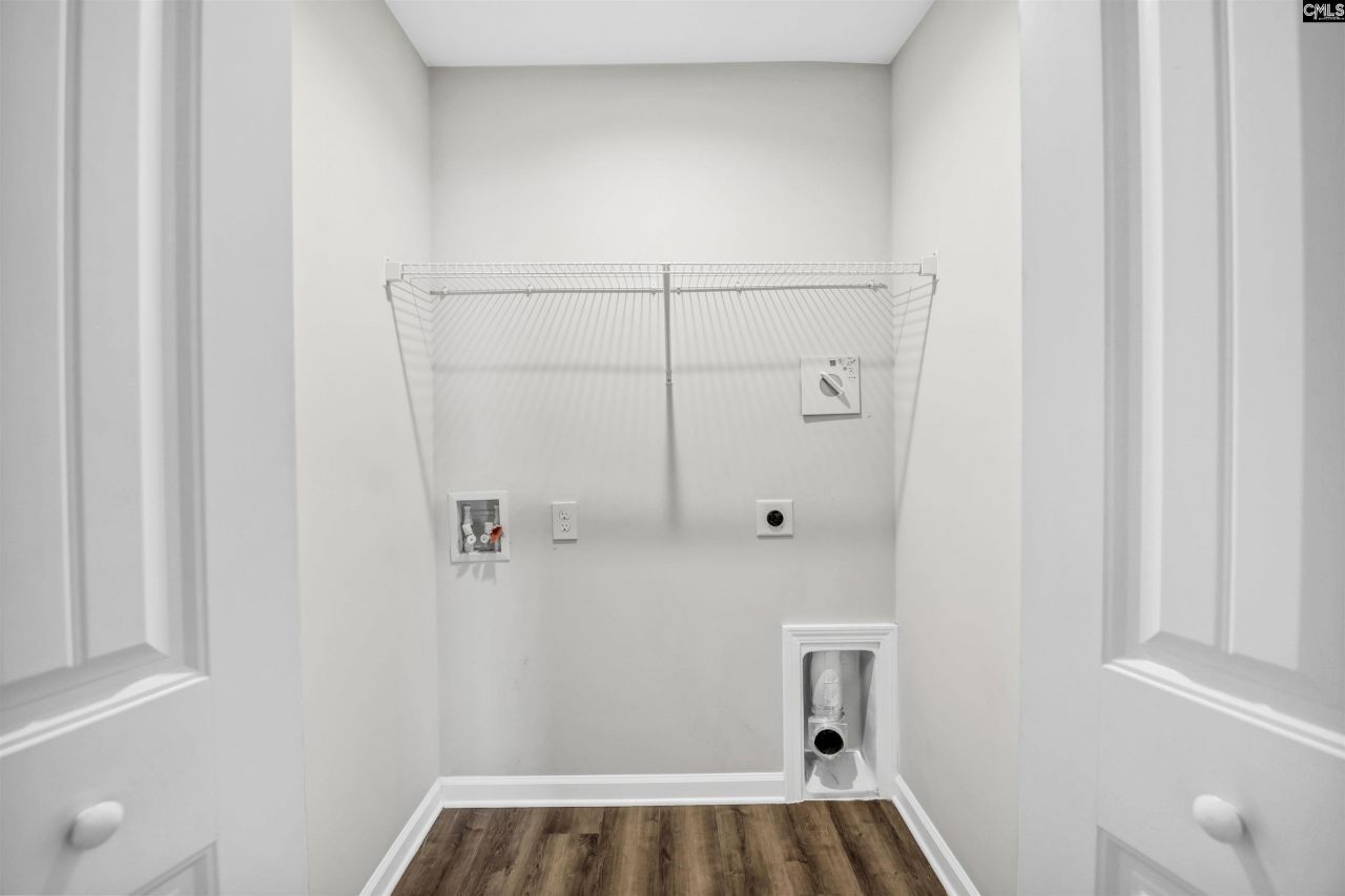 420 Pitchling Drive  Photo 18