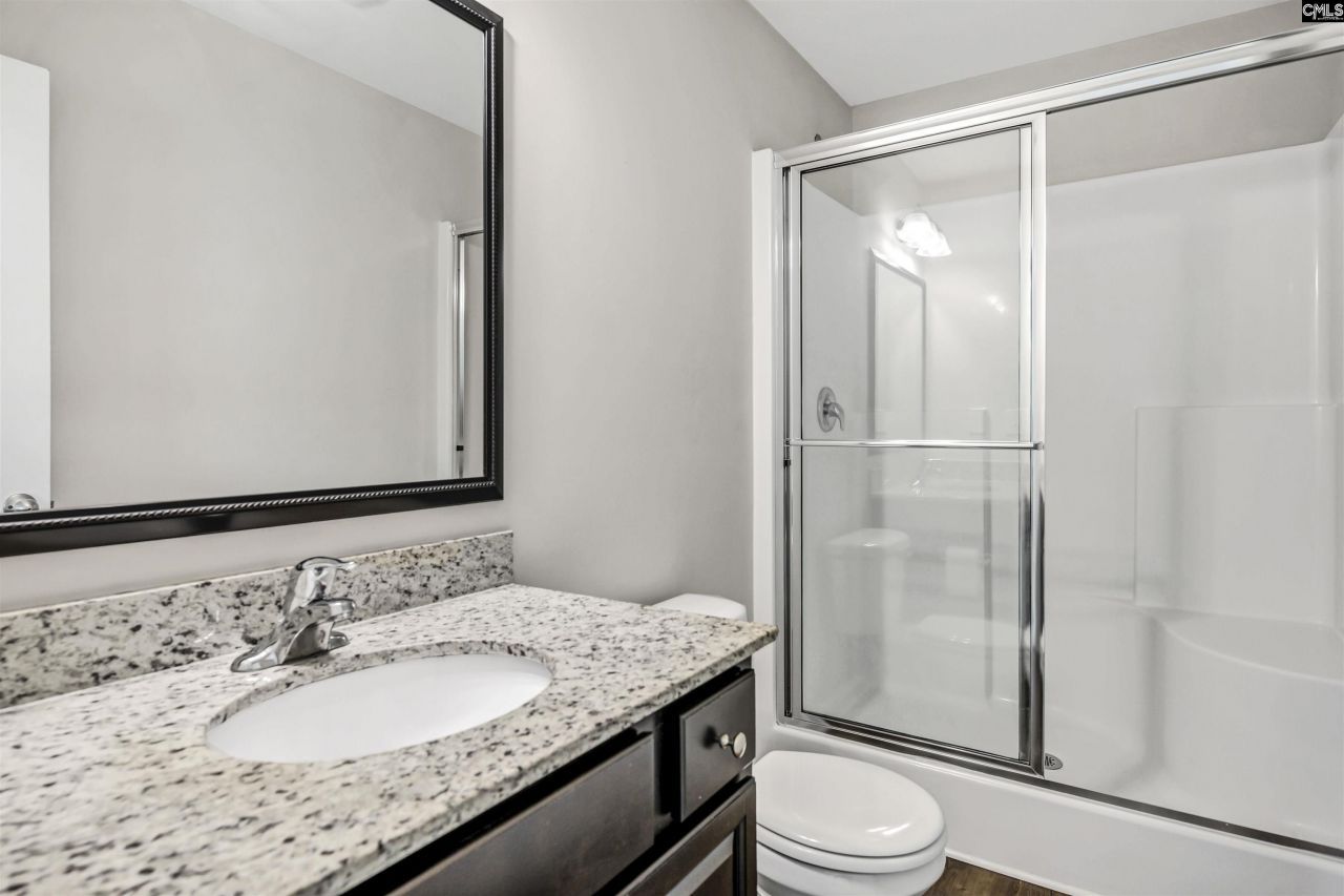 420 Pitchling Drive  Photo 32