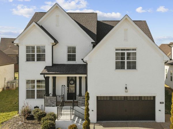 188 Karen Dr, Mount Juliet, TN 37122