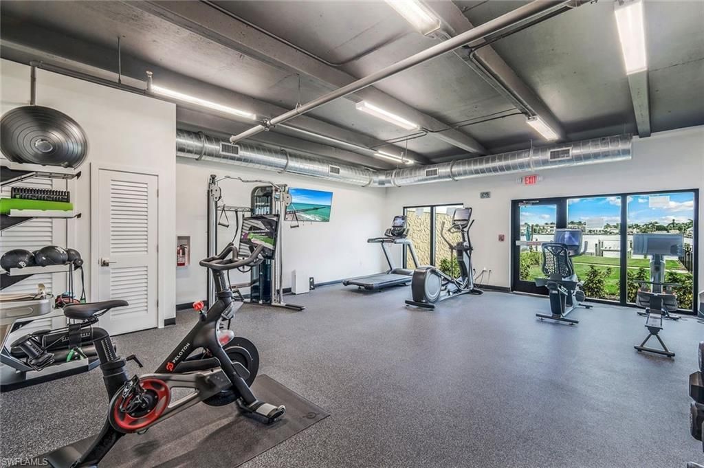 3430 Gulf Shore Blvd N, Unit 2I, Naples, FL 34103 Photo