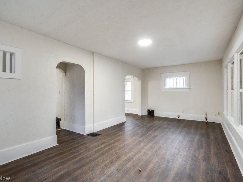 13 Alfaretta Avenue, Akron, OH 44310 Photo 11