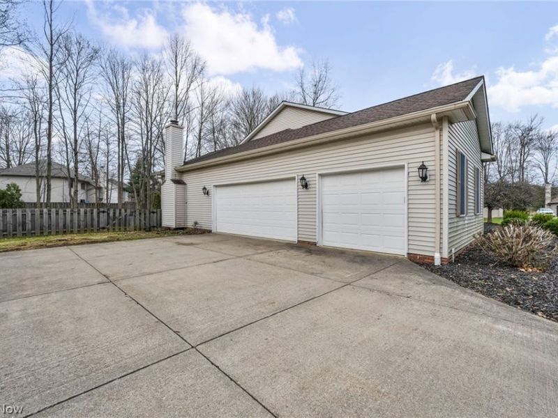 3169 Apollo Drive, North Royalton, OH 44133 Photo 4