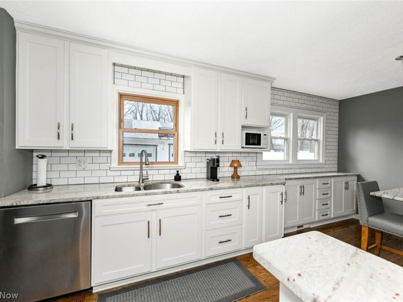 169 Kempton Drive, Berea, OH 44017 Photo 11