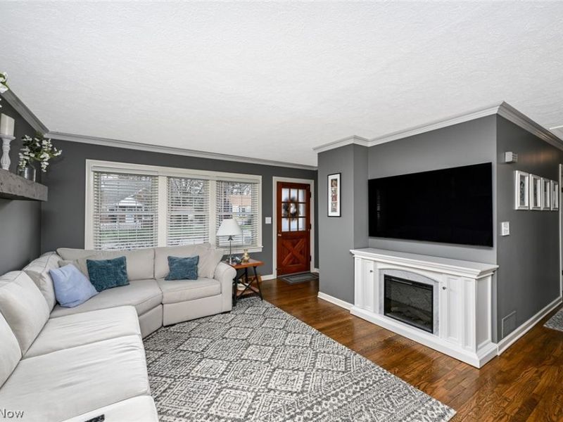 169 Kempton Drive, Berea, OH 44017 Photo 4