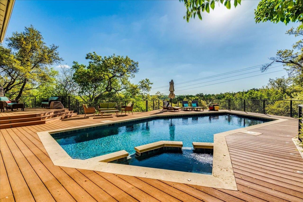 11107 Spicewood Pkwy, Austin, TX 78750 Main Photo