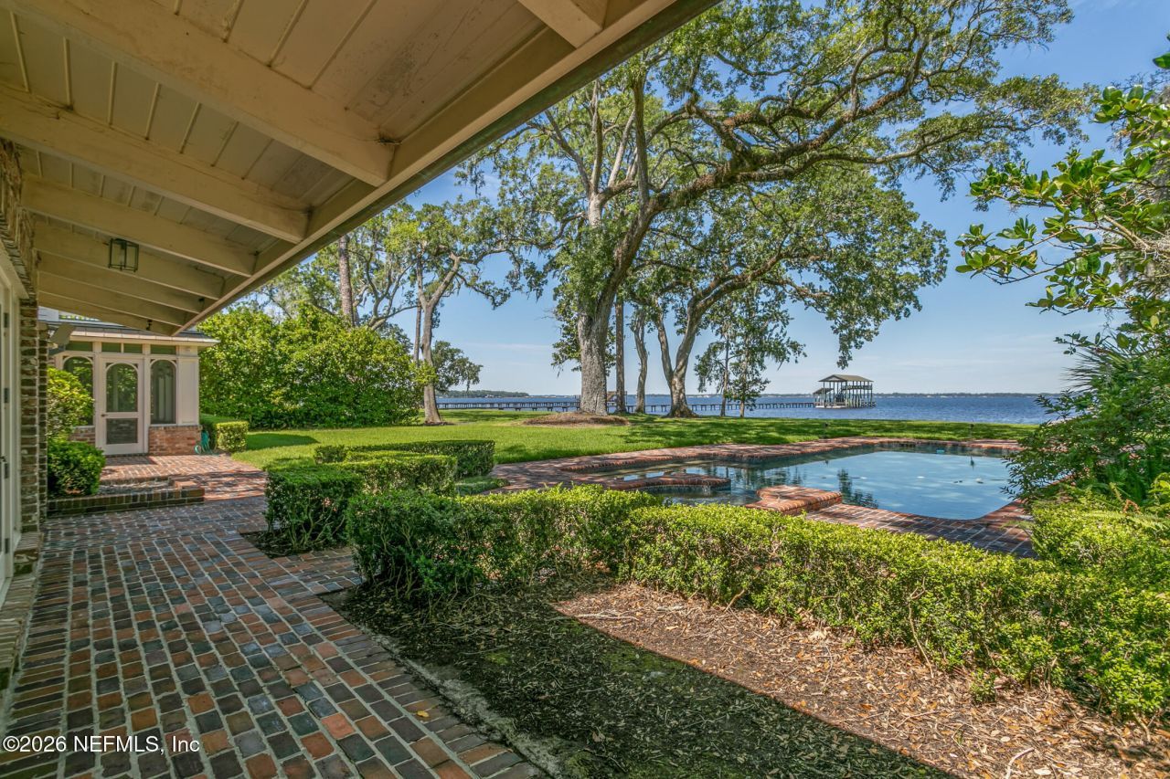 11062 Riverport Drive W, Jacksonville, FL 32223 Photo