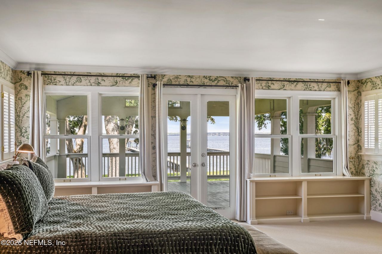 11062 Riverport Drive W, Jacksonville, FL 32223 Photo