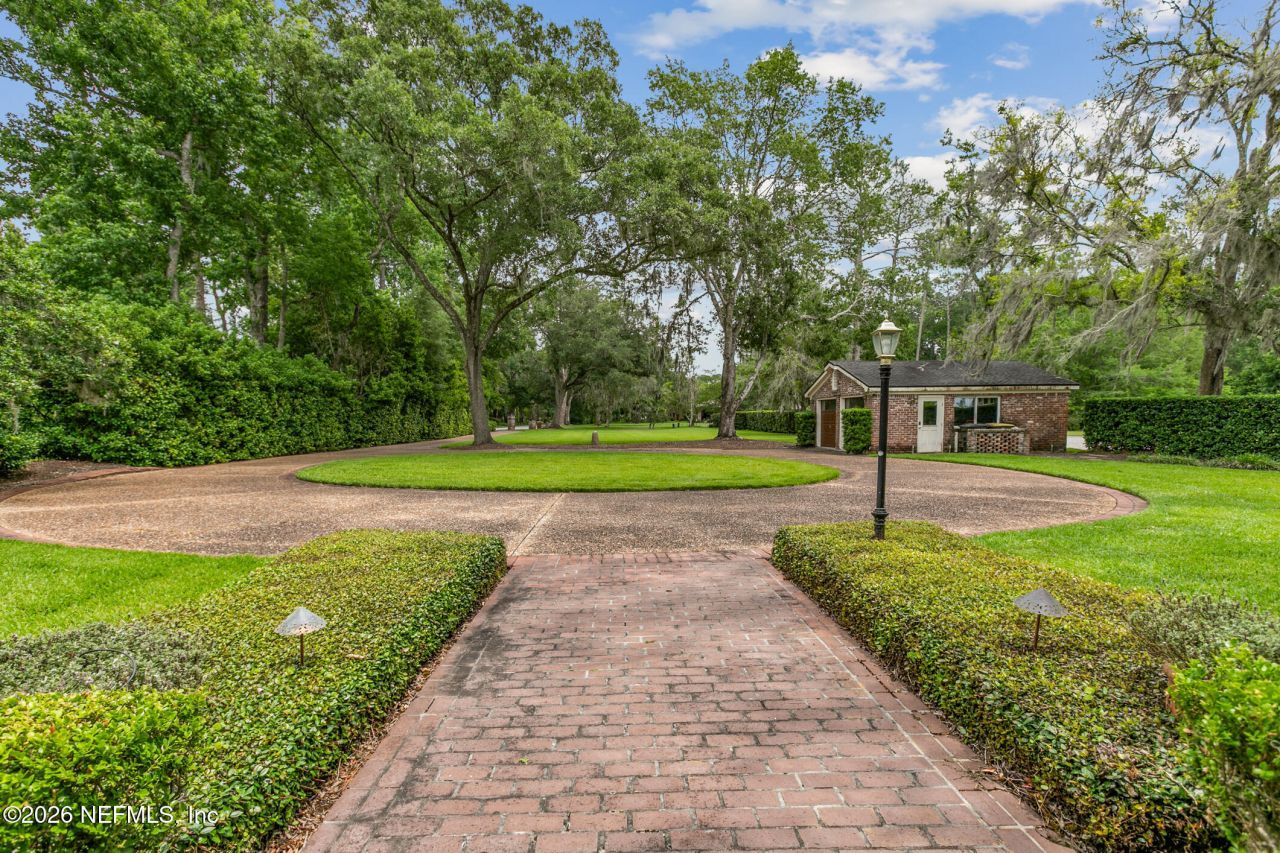 11062 Riverport Drive W, Jacksonville, FL 32223 Photo