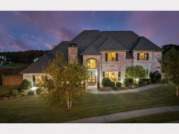 4301 Scissortail Drive, Bentonville, AR 72713