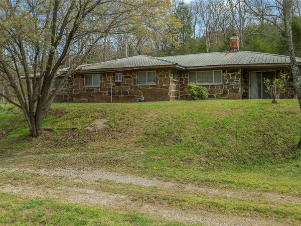 17180 Winn Creek Road, Winslow, AR 72959