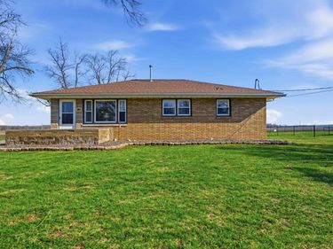 2841 ALLENTOWN Road, Pekin, IL 61554
