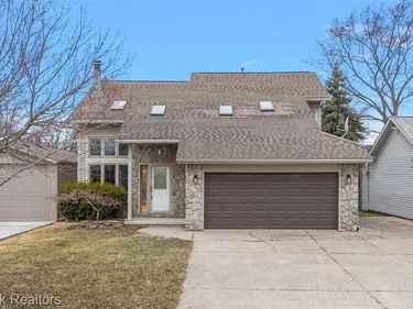 38033 Cherry Lane, Harrison Twp, MI 48045