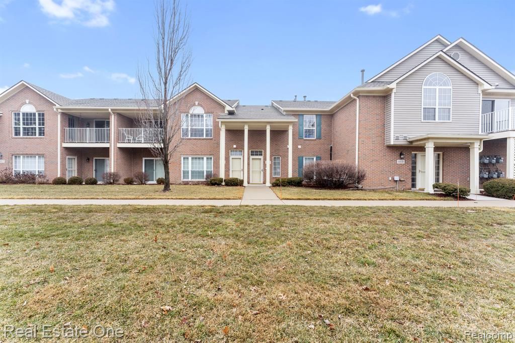 471 Mulberry Street, Wyandotte, MI 48192 Main Photo