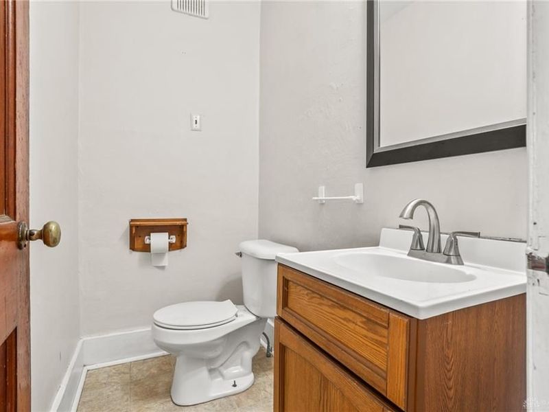 20 S Monroe Street, Troy, OH 45373 Photo 11