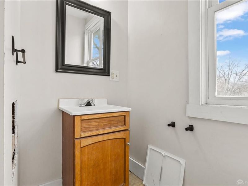 20 S Monroe Street, Troy, OH 45373 Photo 25