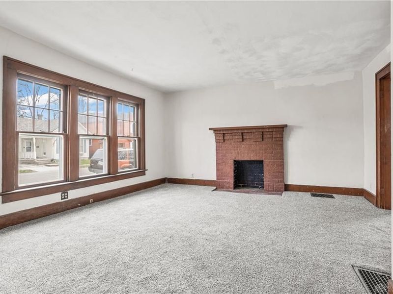 20 S Monroe Street, Troy, OH 45373 Photo 6