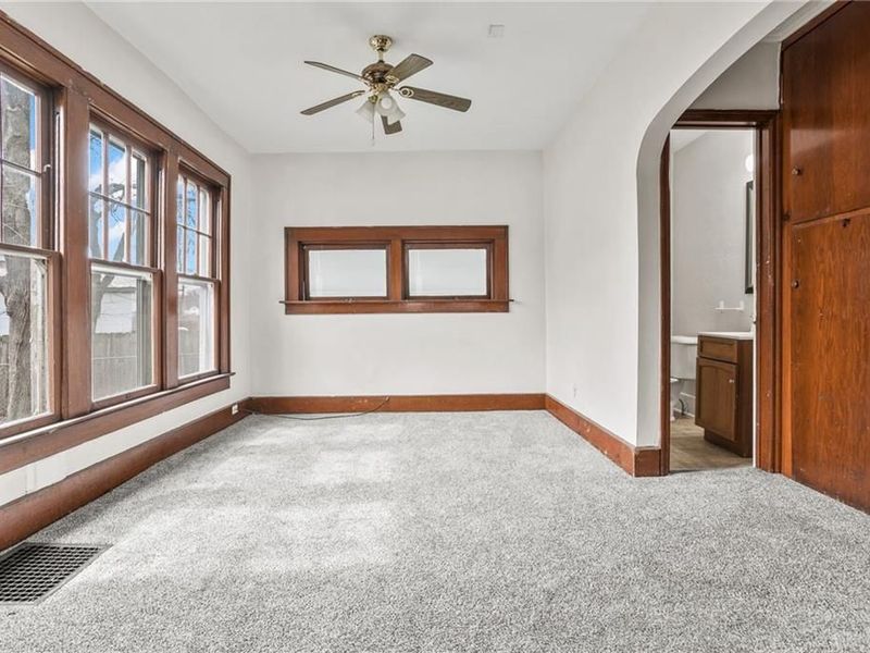 20 S Monroe Street, Troy, OH 45373 Photo 9