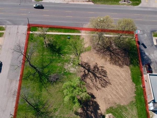 305 W Lincoln Avenue , Owensville, MO 65066