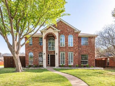 12392 Hawk Creek Drive, Frisco, TX 75033