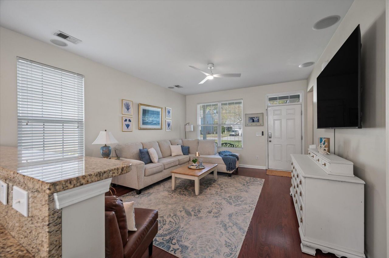 5040 Wapiti Way Photo 4