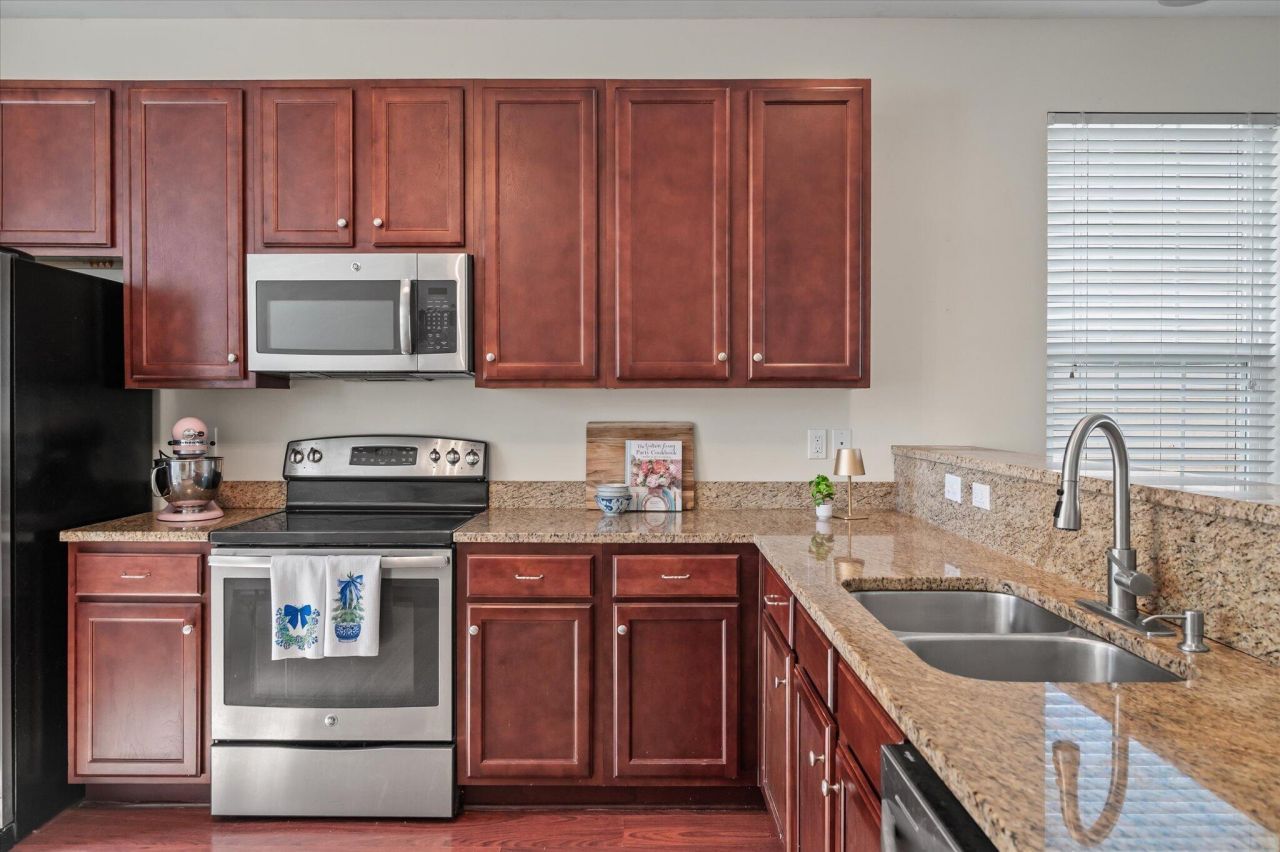 5040 Wapiti Way Photo 8