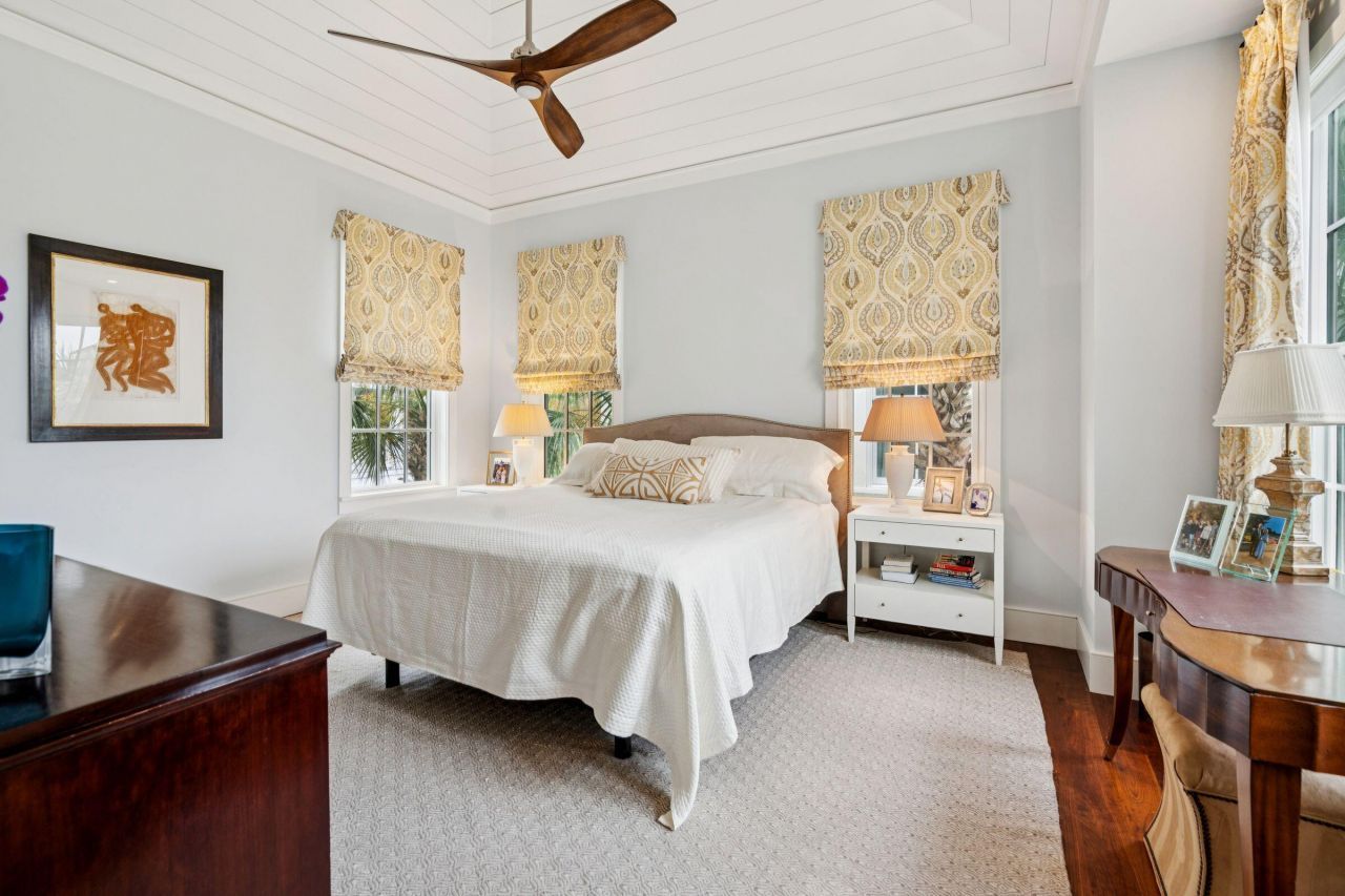 74 Halsey Boulevard Photo 35