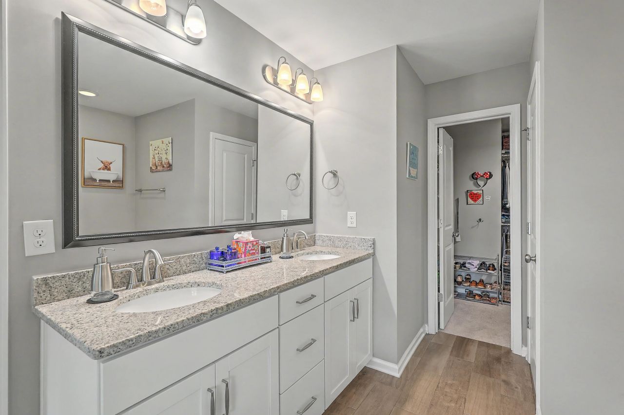 2418 Lilytree Drive Photo 22