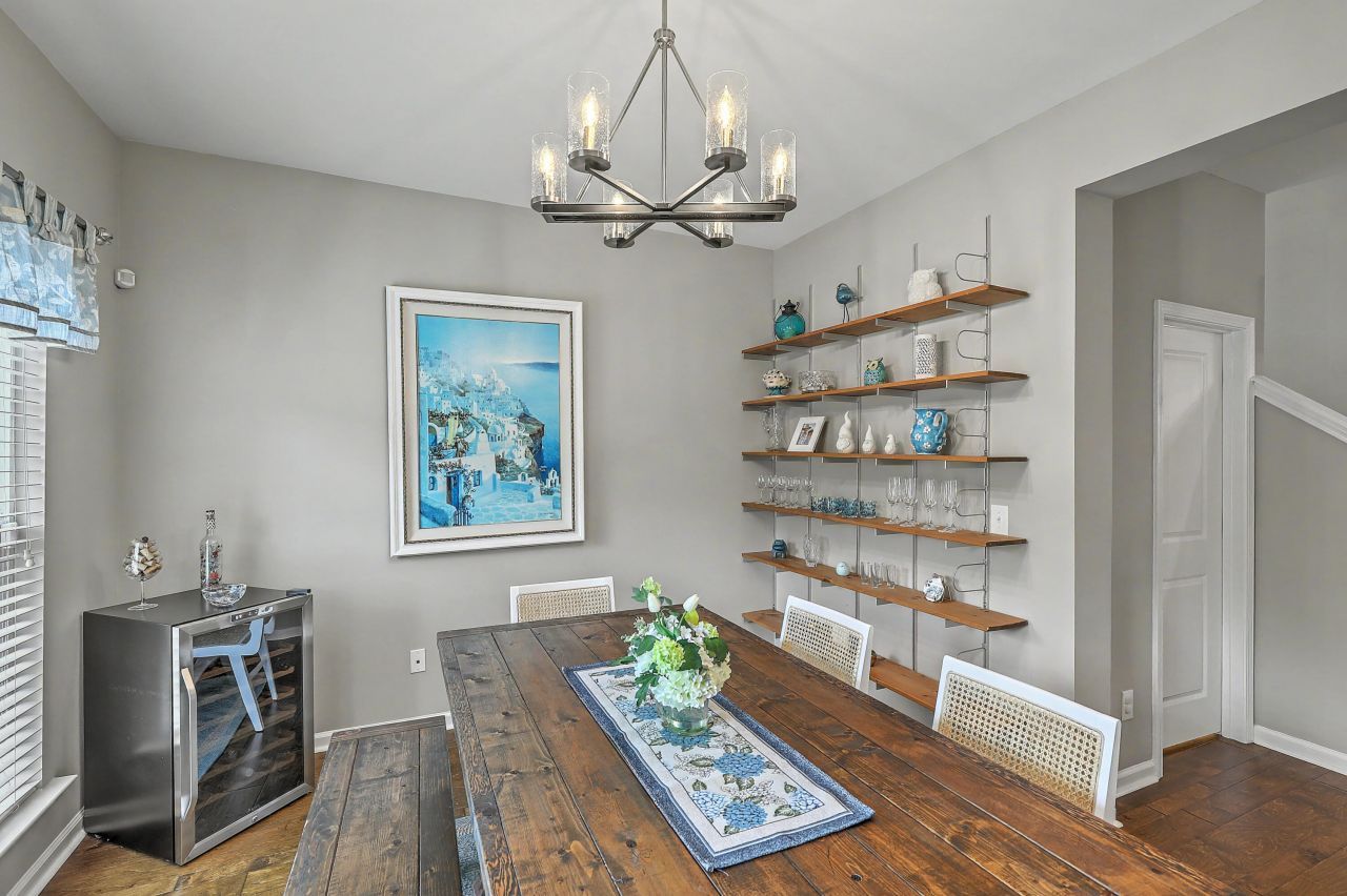 2418 Lilytree Drive Photo 8