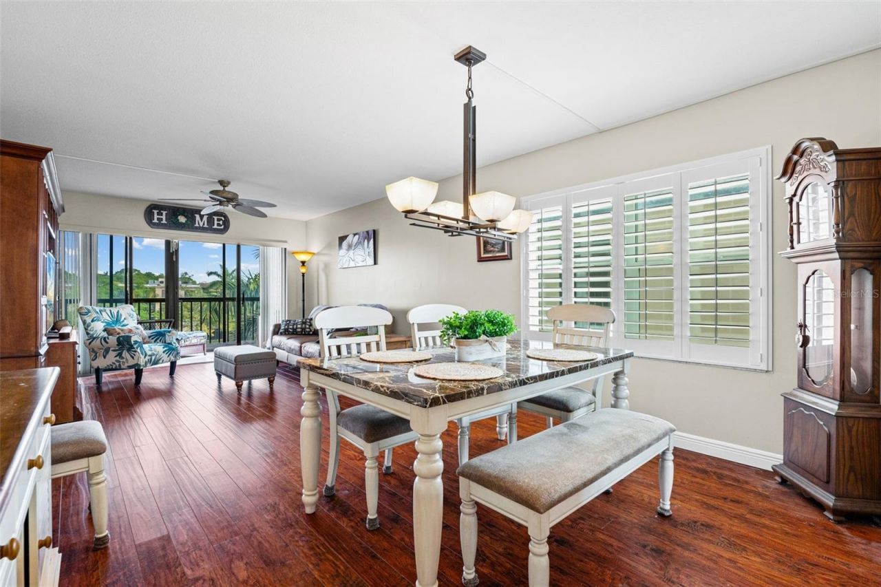 635 30th Avenue W, Unit F 401, Bradenton, FL 34205 Photo