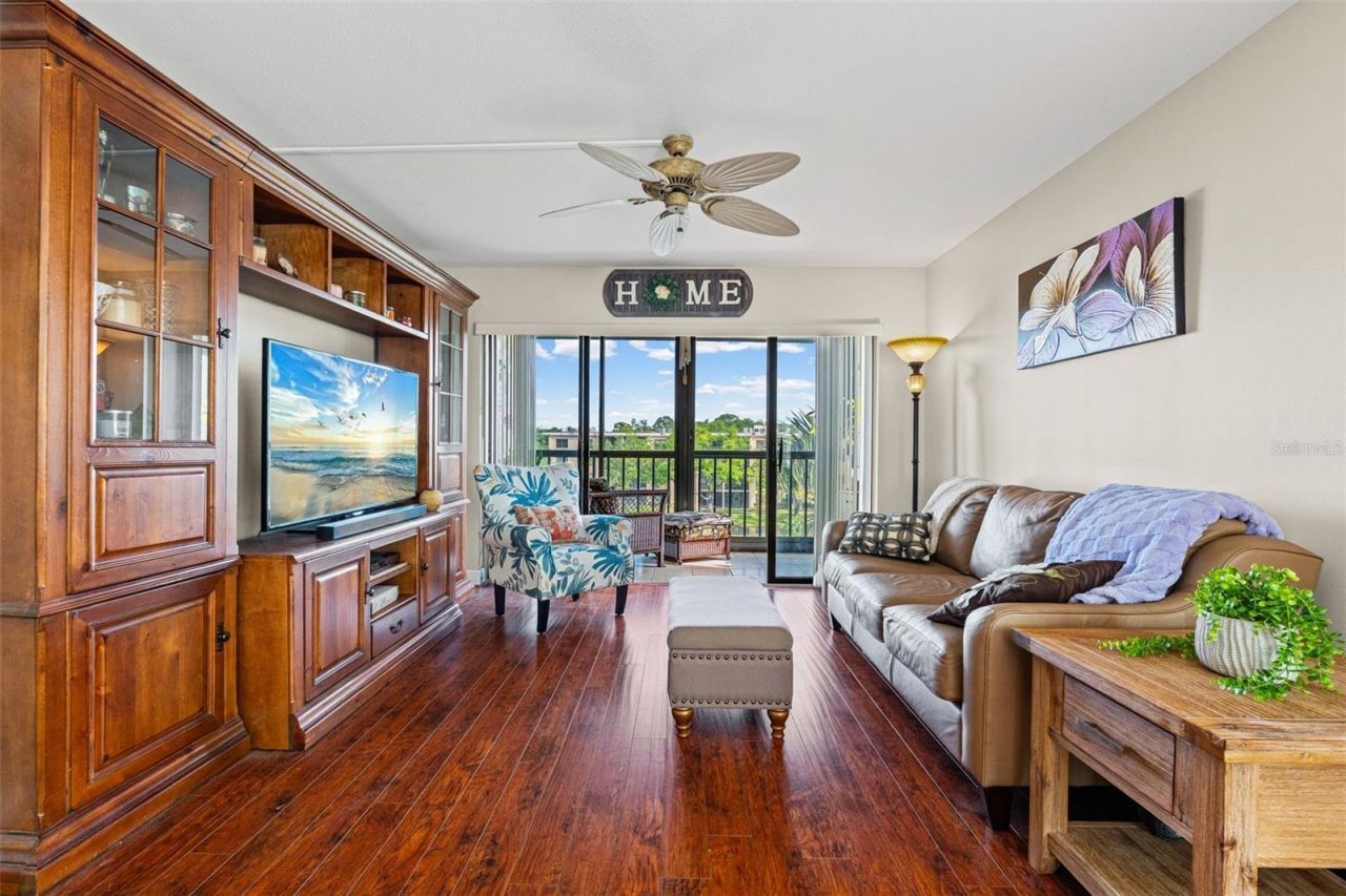 635 30th Avenue W, Unit F 401, Bradenton, FL 34205 Photo