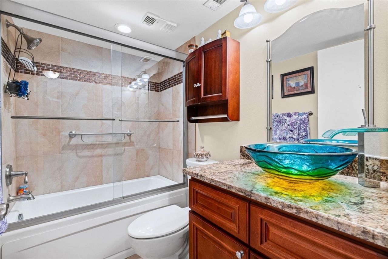 635 30th Avenue W, Unit F 401, Bradenton, FL 34205 Photo