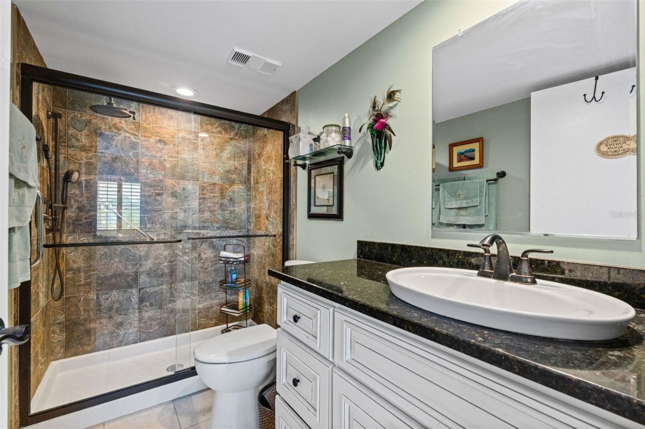 635 30th Avenue W, Unit F 401, Bradenton, FL 34205 Photo