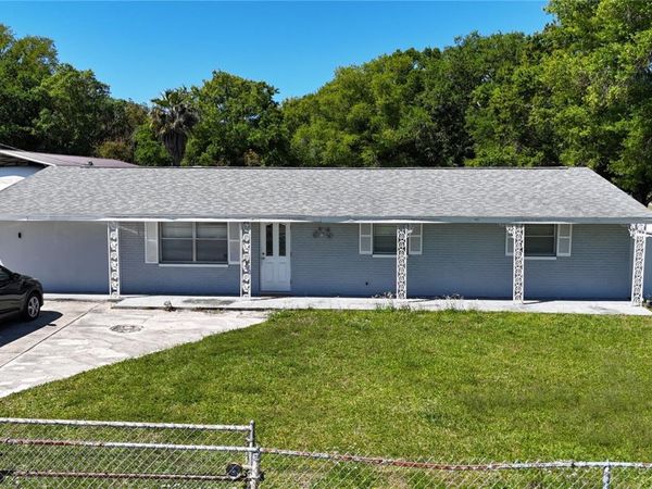 7012 CENTER CREEK DRIVE, TAMPA, FL 33615