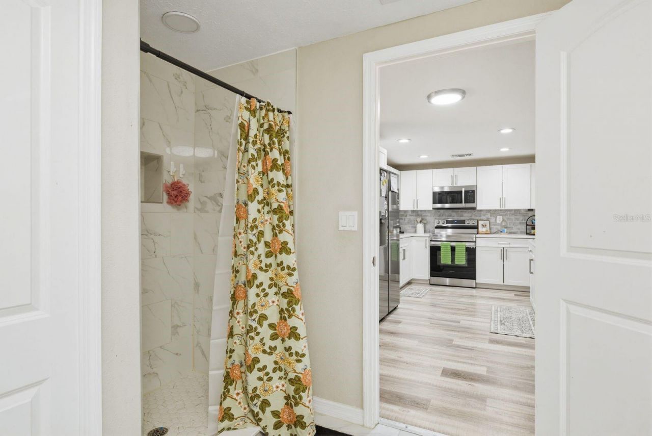 8373 76th Avenue, Seminole, FL 33777 Photo