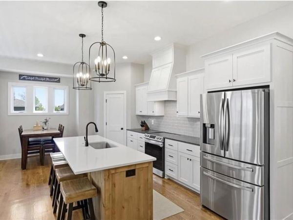 21010 W 225th Street, Spring Hill, KS 66083
