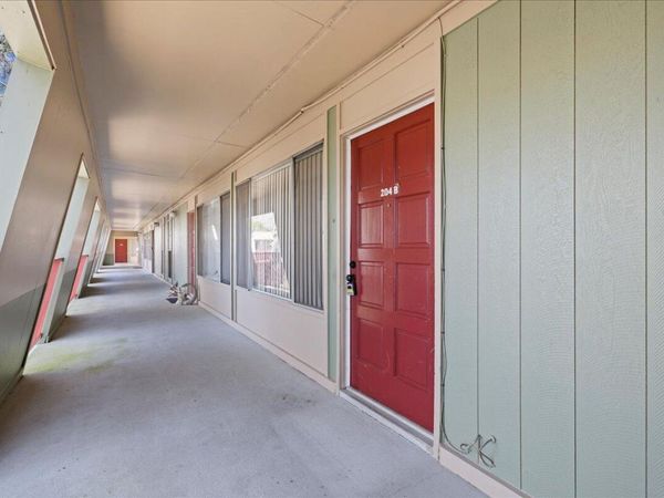 210 Pelham Road, Unit 204B, Fort Walton Beach, FL 32547