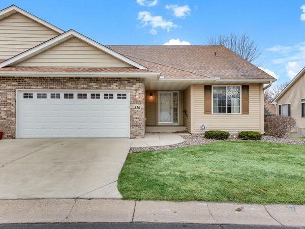 516 Marmik Circle, Hastings, MN 55033