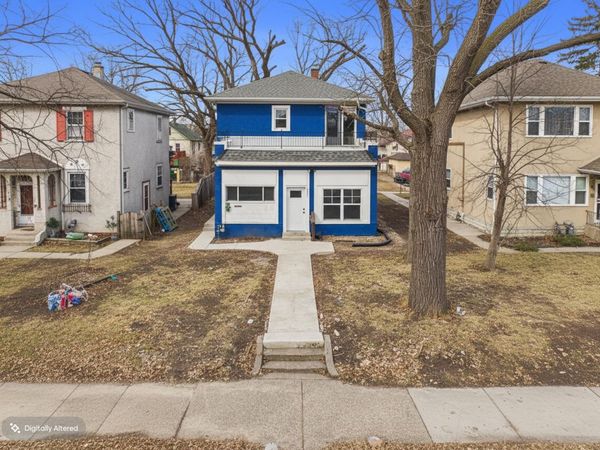 2651 Thomas Avenue N, Minneapolis, MN 55411