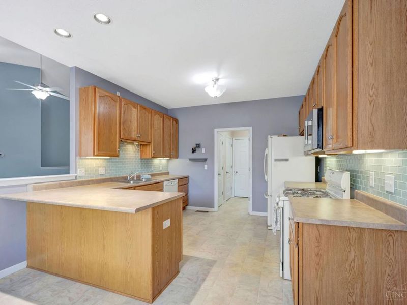 10803 Stone Ridge, Unit 15, Harrison, OH 45030 Photo 14