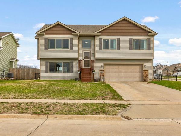 1413 Lyndale Drive, Polk City, IA 50226
