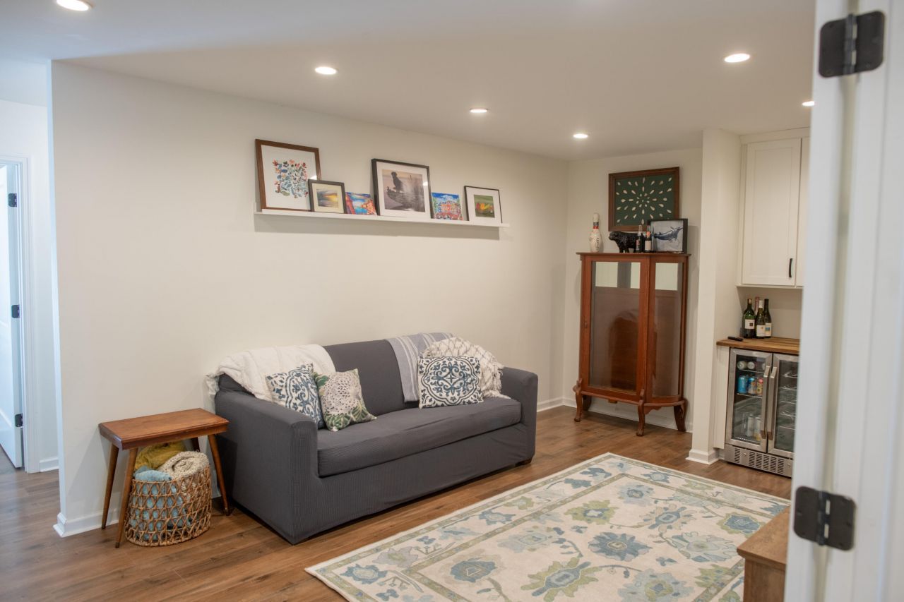 1496 Hindman Avenue Photo 16