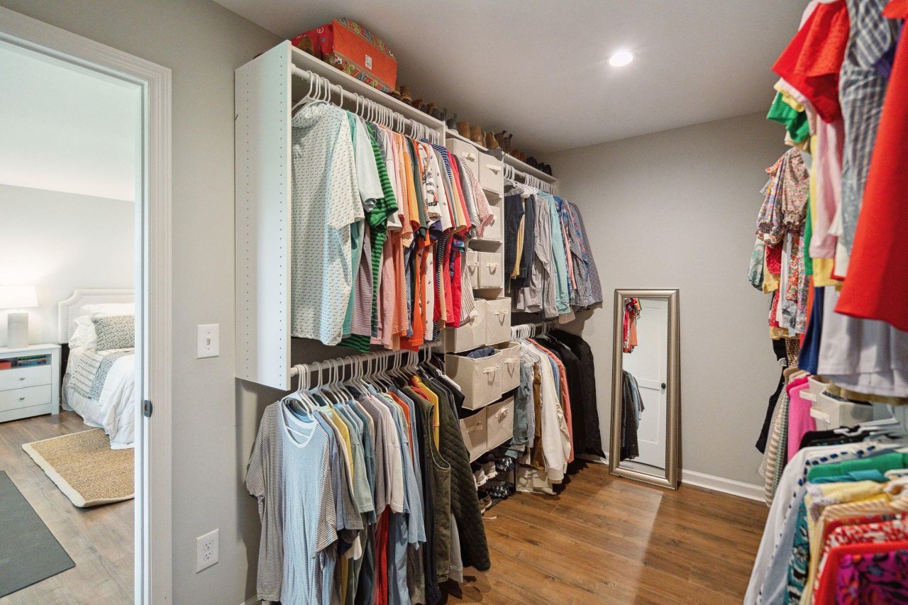 1496 Hindman Avenue Photo 27