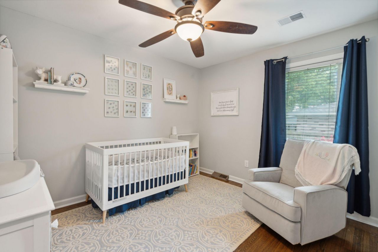 1496 Hindman Avenue Photo 30